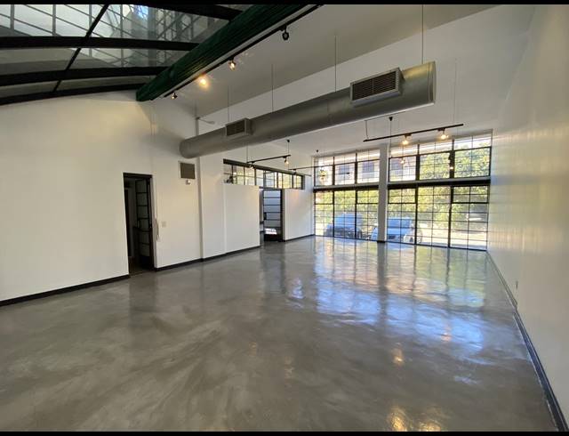 370M² OFFICE TO LET IN GARDENS